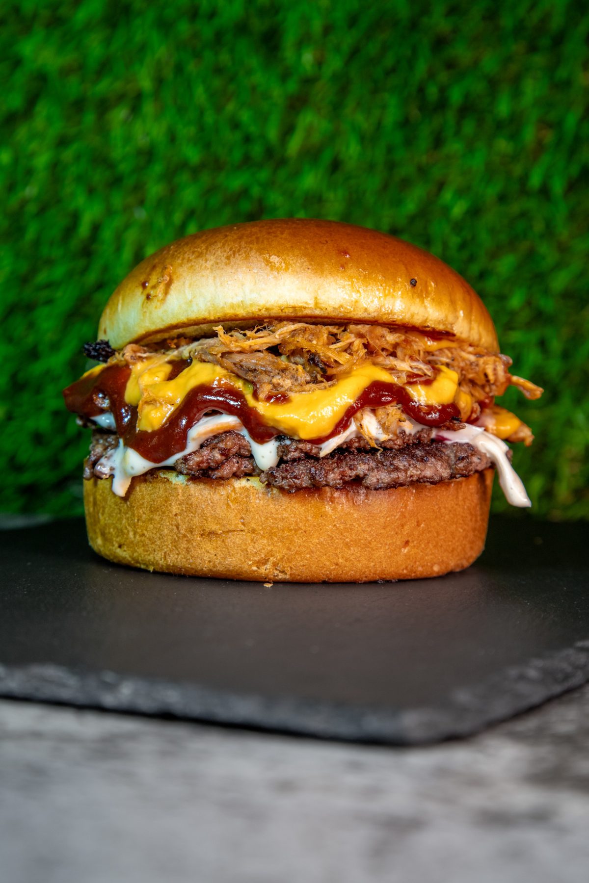 Pulled Pork Smash Deluxe Burger